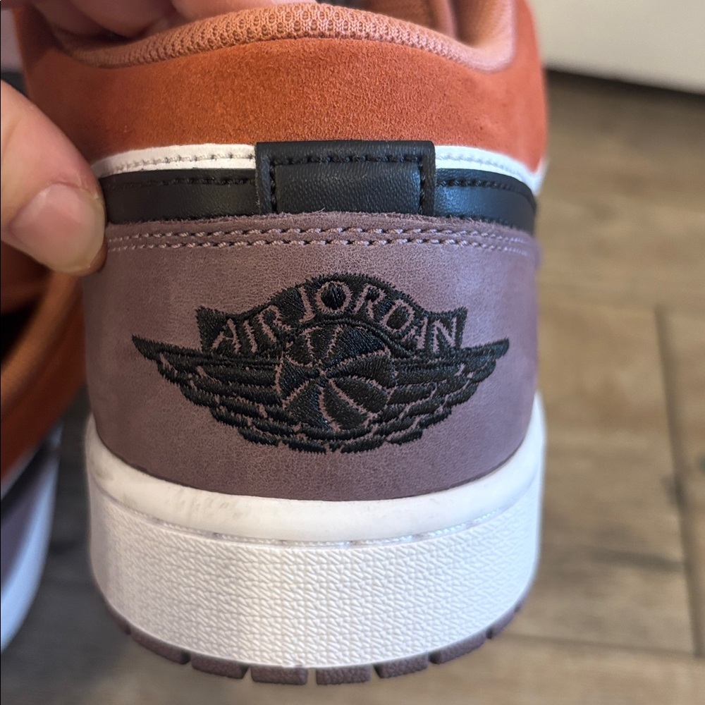 Nike Air Jordan 1 SE Men’s Size 12 - Picture 6 of 10